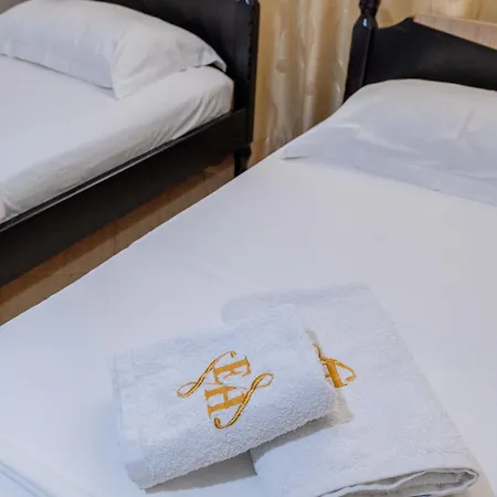 Otel Eros 4*
